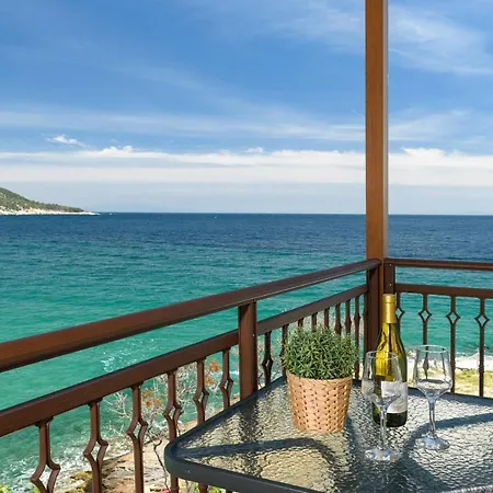 Faros View