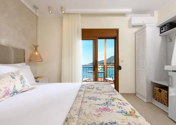 Panzió Faros View Kínira